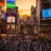 10 jours au Japon : ce que je referais différemment (Itinéraire, budget et conseils 2026) 5 Le célèbre carrefour de Shibuya Crossing à Tokyo au coucher du soleil lors d'un voyage de 10 jours au Japon.