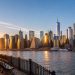 Une semaine à New York : mes dépenses réelles jour par jour (Budget détaillé et conseils 2026) 6 Vue panoramique de la skyline de Manhattan au lever du soleil depuis Brooklyn pour estimer son budget de voyage à New York.