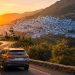 Mon road trip entre Tanger et Chefchaouen : itinéraire, budget et conseils (Guide 2026) 6 Road trip en voiture de location sur la route de montagne du Rif vers Chefchaouen au Maroc.